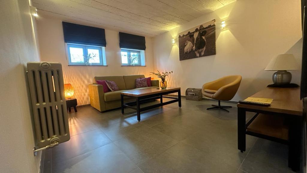 Villa Bed & Bets! Geetbets Esterno foto